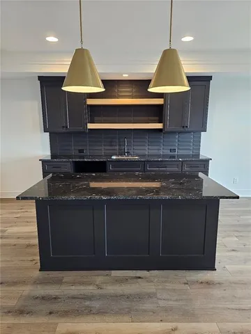 $909,900 | 11289 South Sunray Drive, Olathe, KS 66061