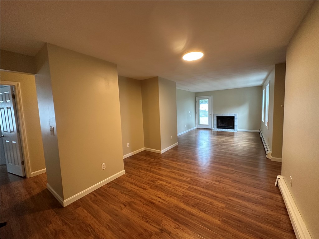 1 Willow Glen Circle, Unit 81 Warwick, RI 02889 - Photo 5 of 16