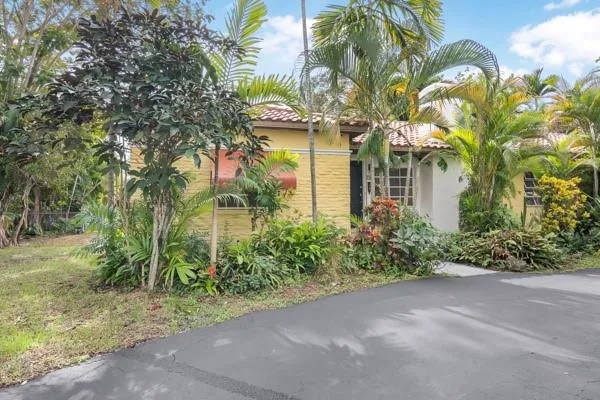 $1,200,000 | 54 Northeast 103rd Street, Miami Shores, FL 33138