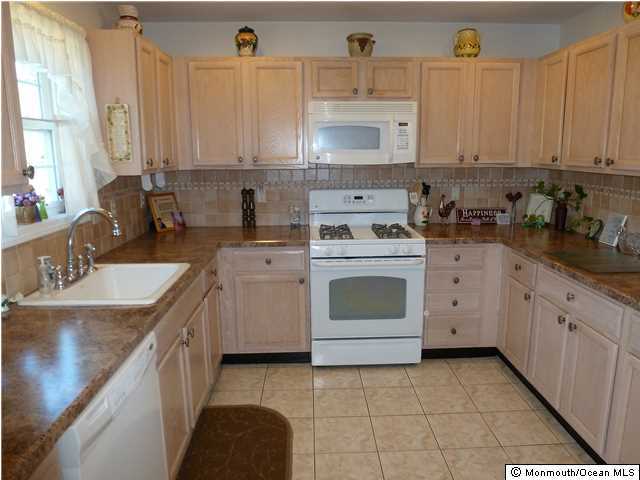 113 Sullivan Road Brick, NJ 08724 - Photo 15 of 24 Additional Photo