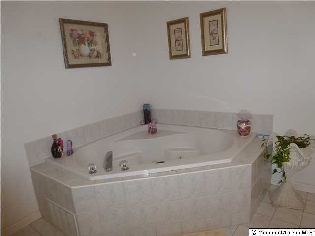 113 Sullivan Road Brick, NJ 08724 - Photo 10 of 24 Additional Photo