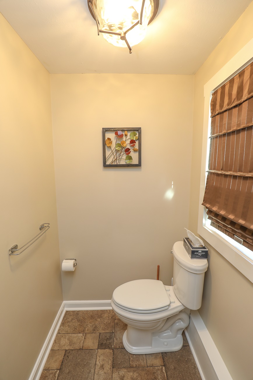 465 North River Road Milford, NH 03055 - Photo 14 of 29