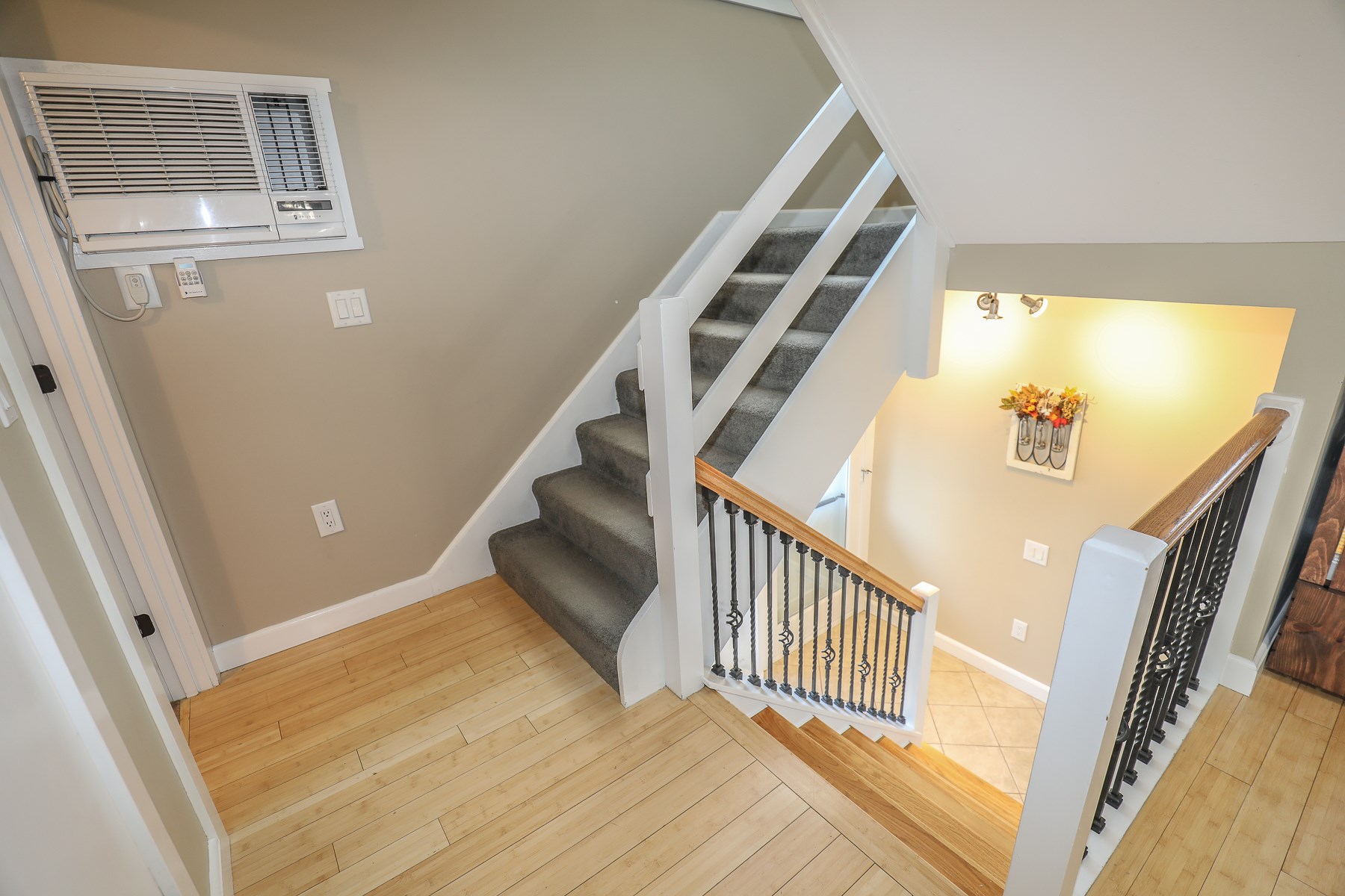 465 North River Road Milford, NH 03055 - Photo 6 of 29