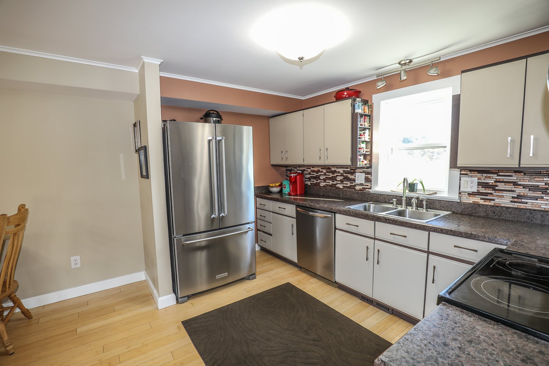 465 North River Road Milford, NH 03055 - Photo 8 of 29