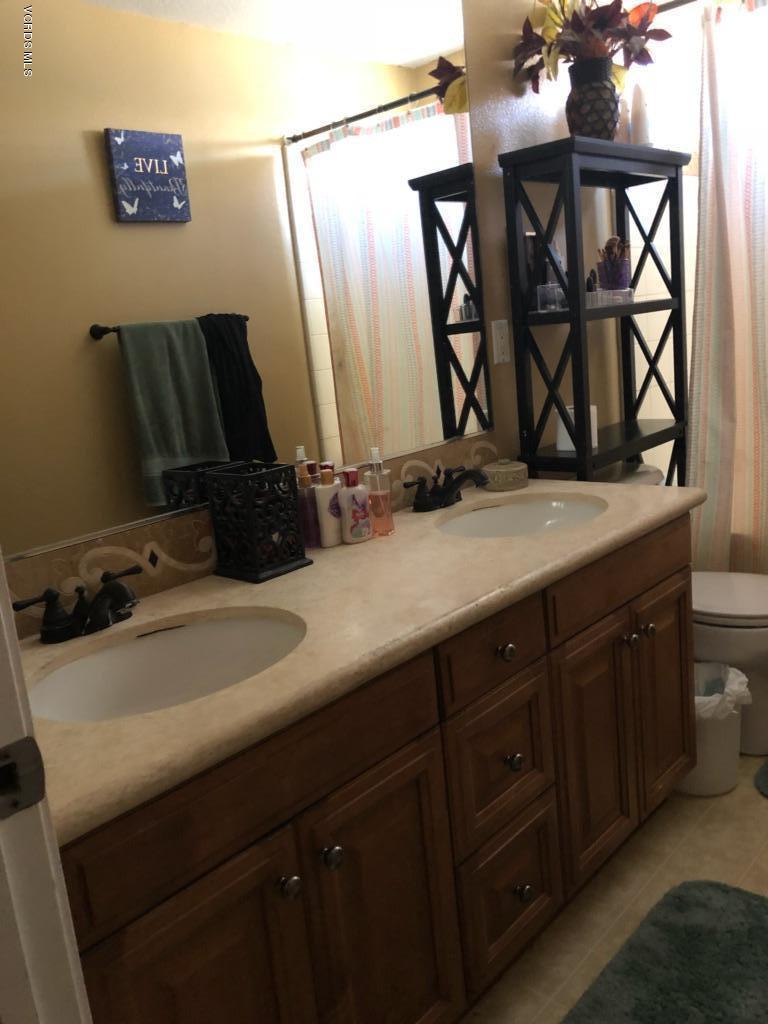 630 Riviera Court Oxnard, CA 93035 - Photo 12 of 12 IMG_2893