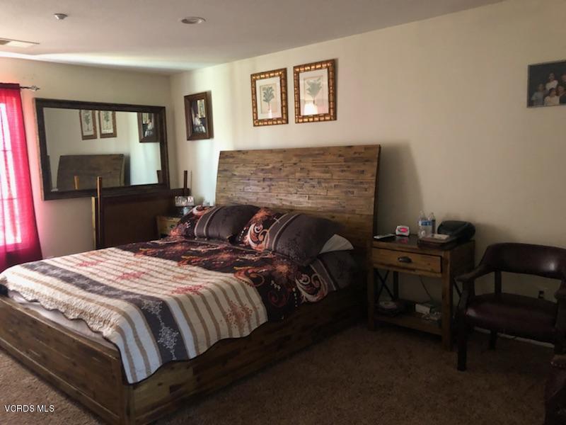 630 Riviera Court Oxnard, CA 93035 - Photo 10 of 12 IMG_2890