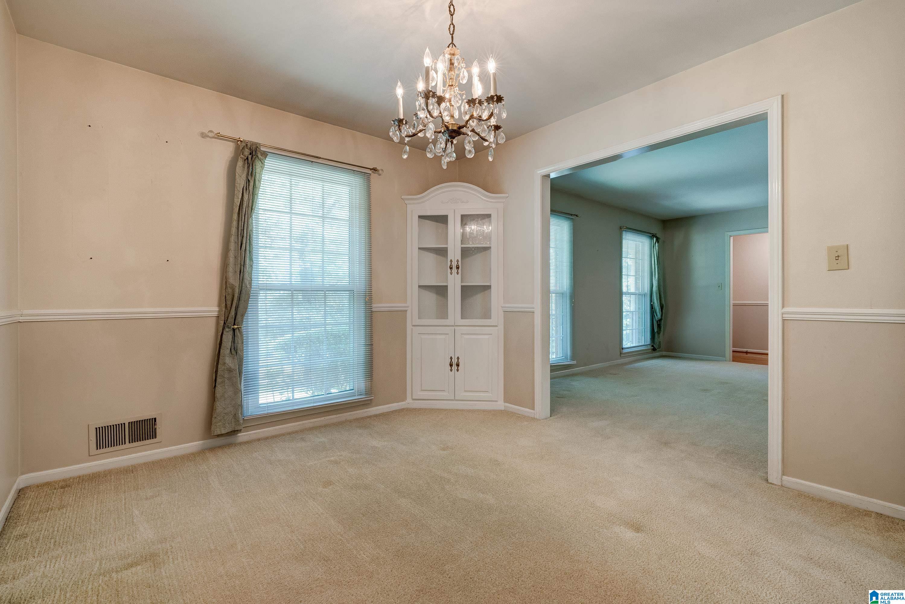 1822 Indian Hills Road Pelham, AL 35124 - Photo 12 of 40
