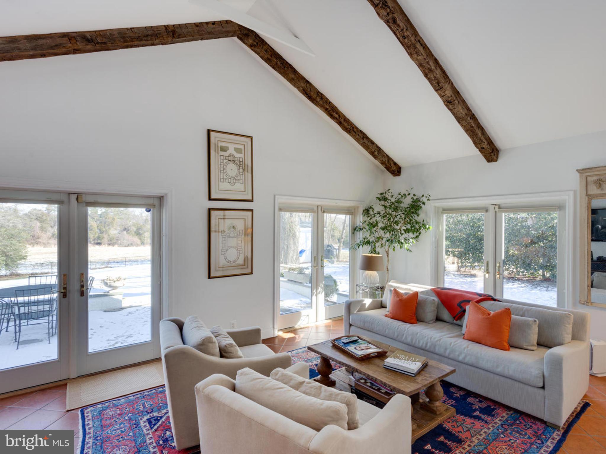 1245 Kurtz Road McLean, VA 22101 - Photo 16 of 26 Sunroom