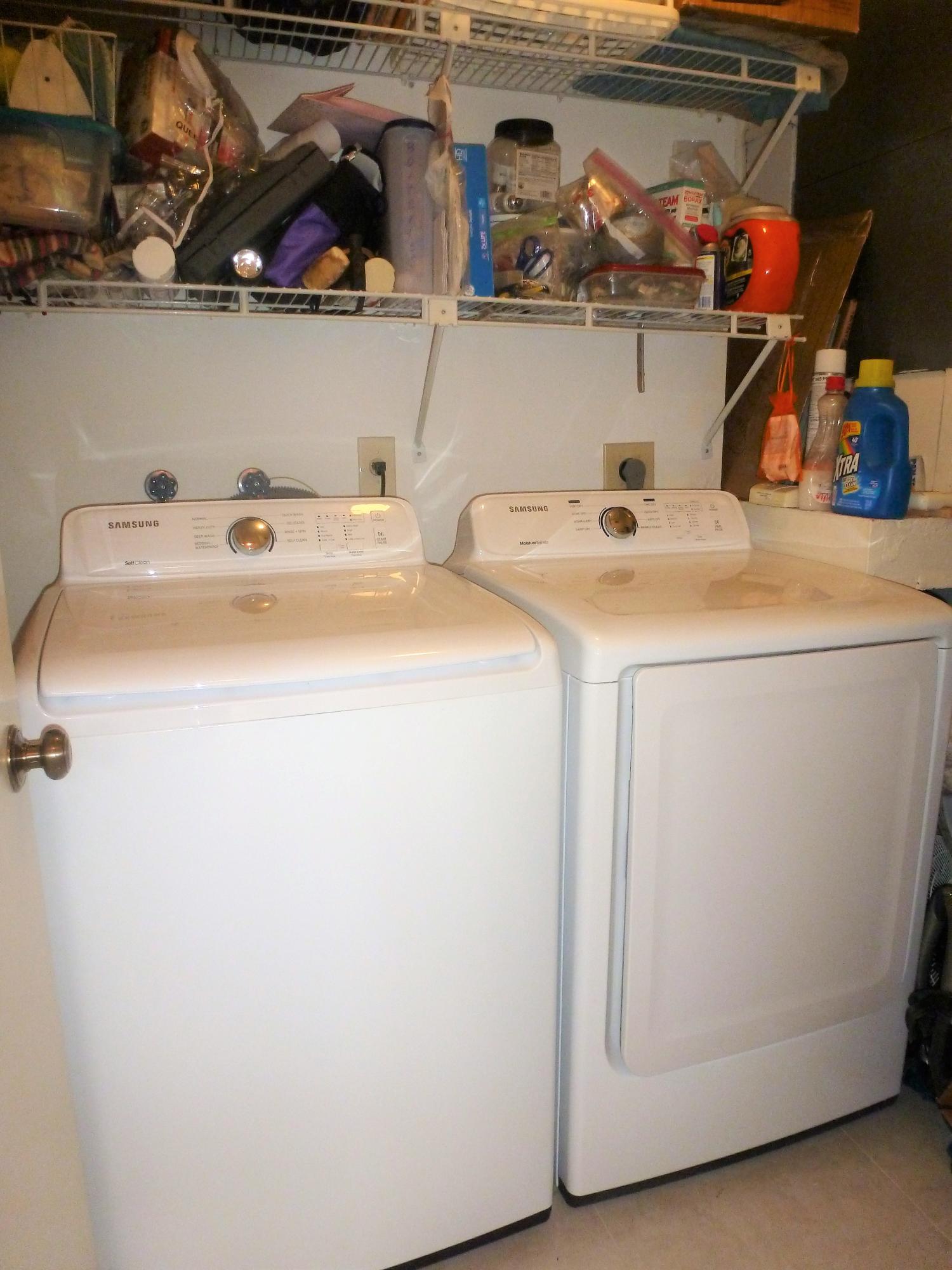 10926 Lake Front Place Boca Raton, FL 33498 - Photo 28 of 33 LAUNDRY ROOM
