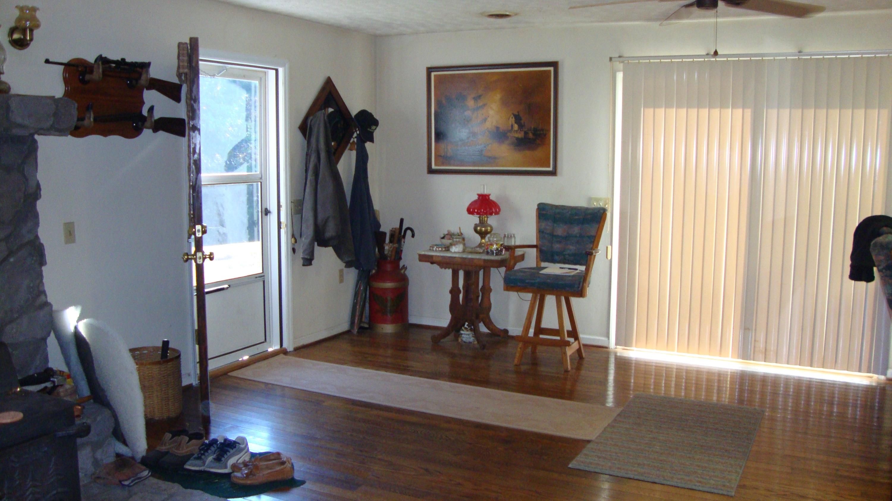 11104 Dickerson Mill Road Moneta, VA 24121 - Photo 18 of 47 Dining Area off The Kitchen