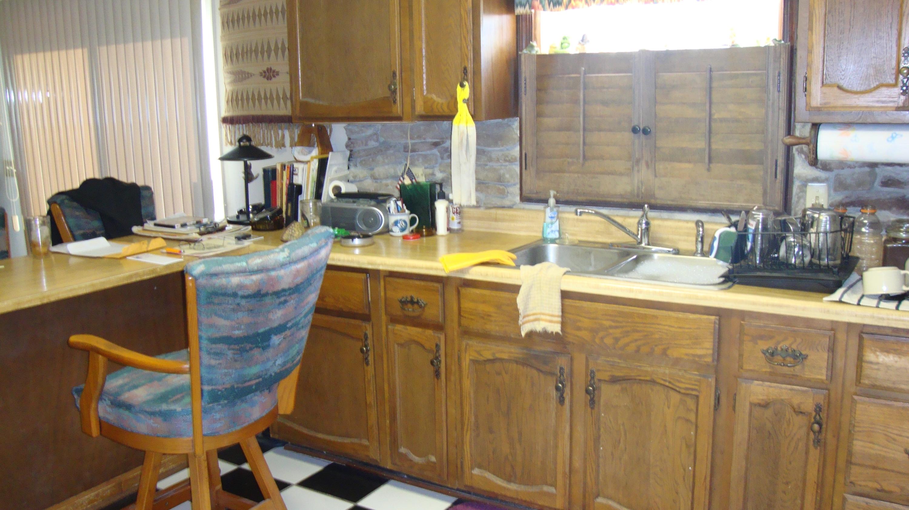 11104 Dickerson Mill Road Moneta, VA 24121 - Photo 21 of 47 Fully Equipped Kitchen