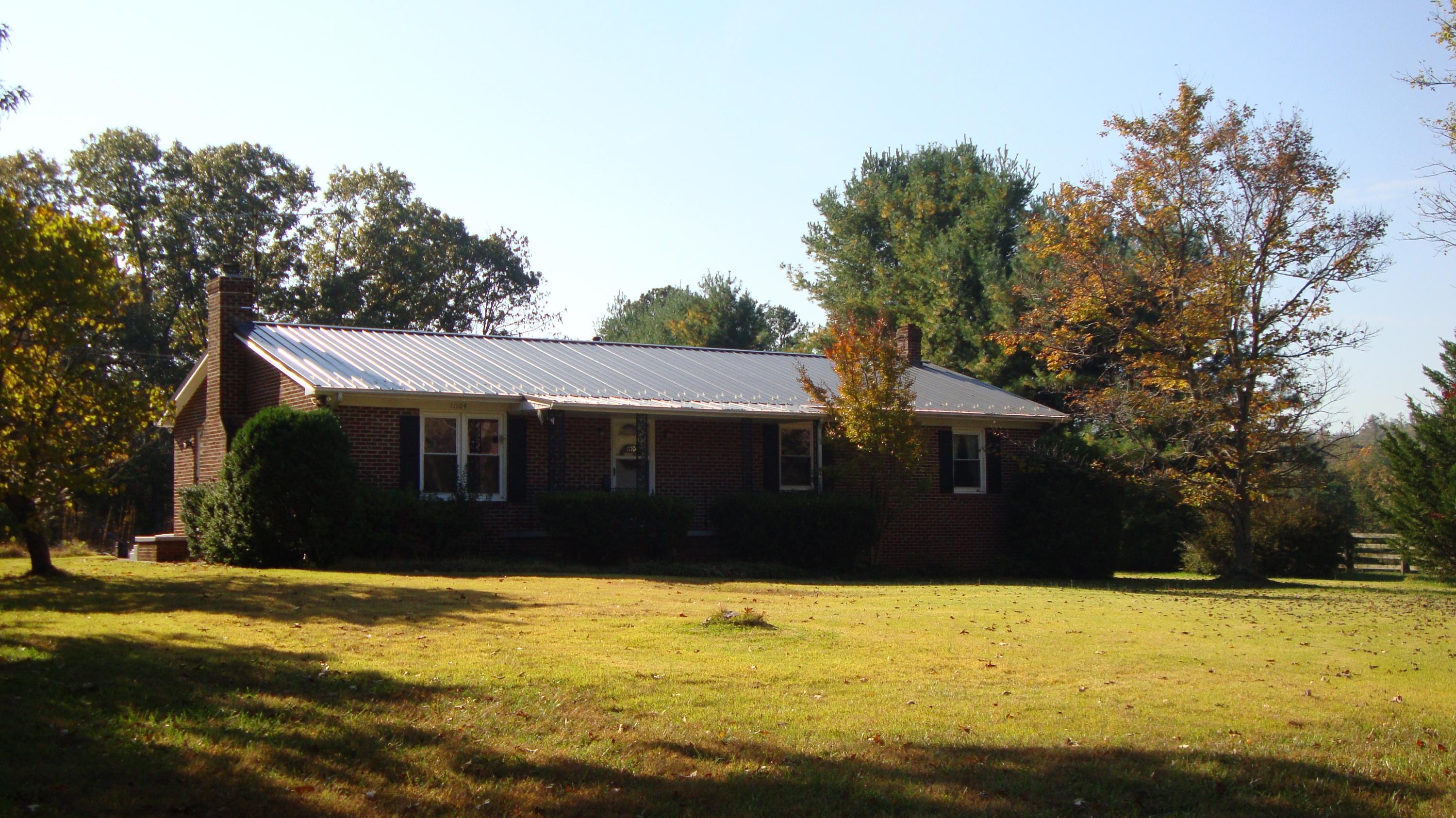 11104 Dickerson Mill Road Moneta, VA 24121 - Photo 29 of 47 A View Of The Front of The Home