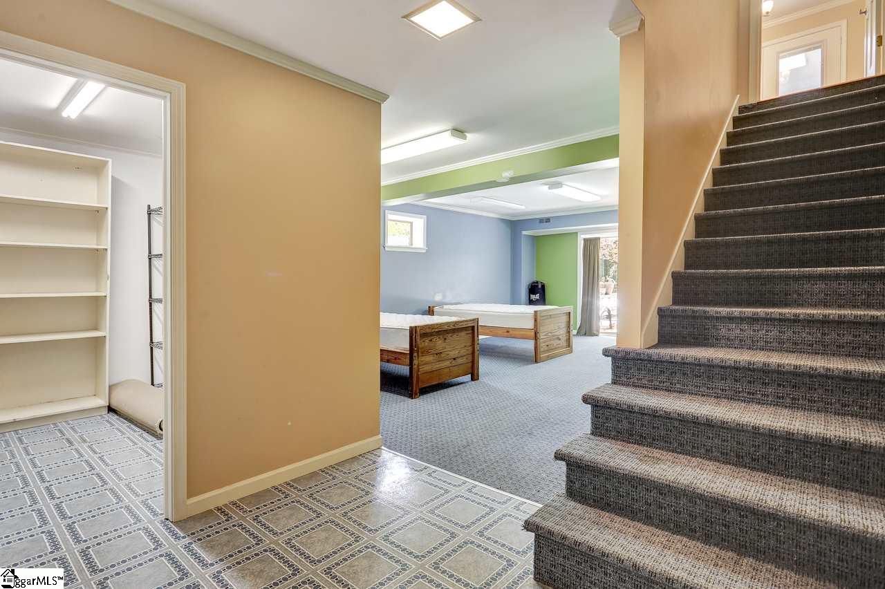 108 Hunting Hollow Road Greenville, SC 29615 - Photo 21 of 36 Gallery Image 21