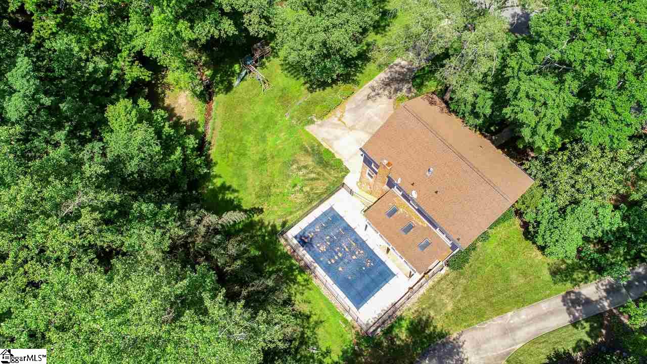 108 Hunting Hollow Road Greenville, SC 29615 - Photo 34 of 36 Gallery Image 34