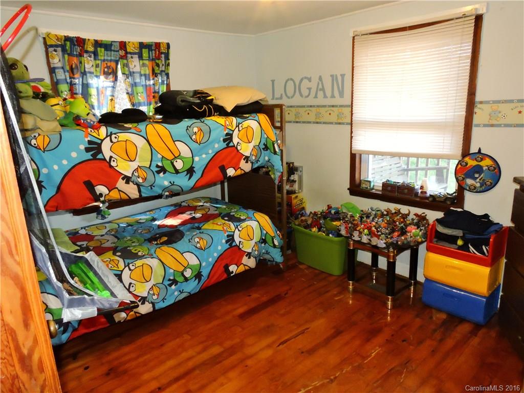 384 Scottdale Road Canton, NC 28716 - Photo 6 of 12 a play room with toys