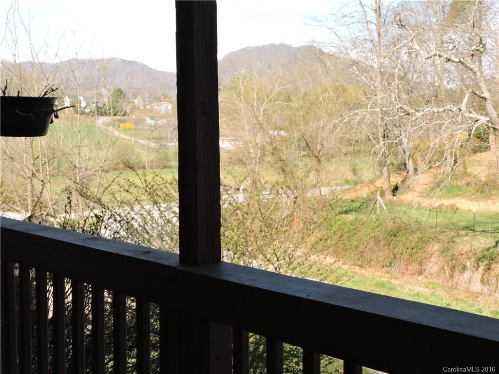 384 Scottdale Road Canton, NC 28716 - Photo 9 of 12 a view of sky from window
