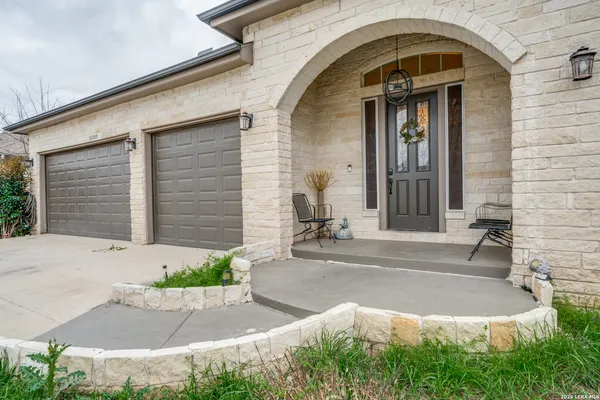 $399,900 | 15307 Rhodius Lane, Selma, TX 78154