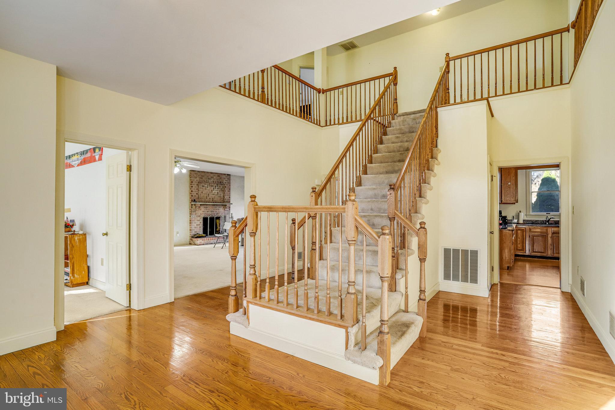 28904 Ridge Road Mount Airy, MD 21771 - Photo 6 of 15