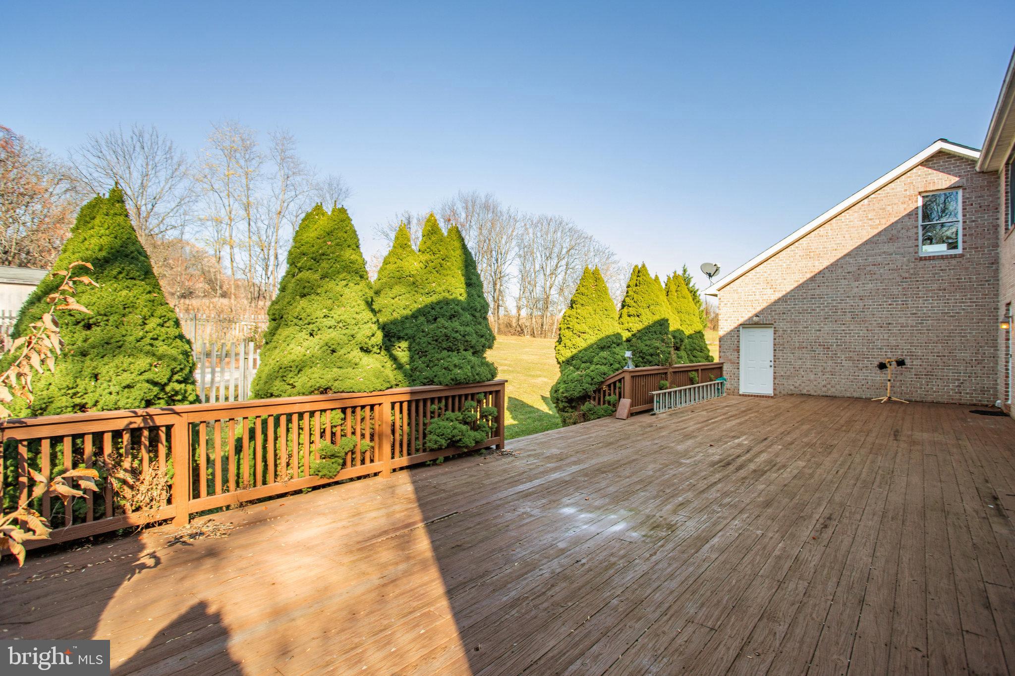 28904 Ridge Road Mount Airy, MD 21771 - Photo 8 of 15
