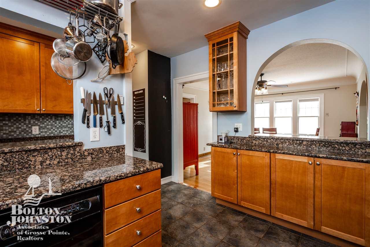580-582 Neff Road Grosse Pointe, MI 48230 - Photo 16 of 68
