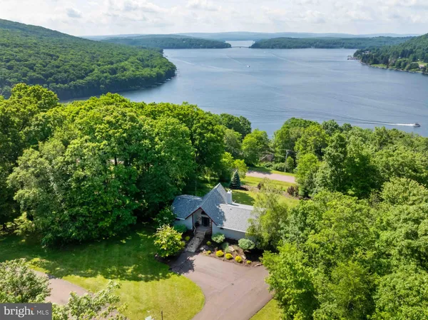 $1,375,000 | 119 Overlook Terrace, McHenry, MD 21541