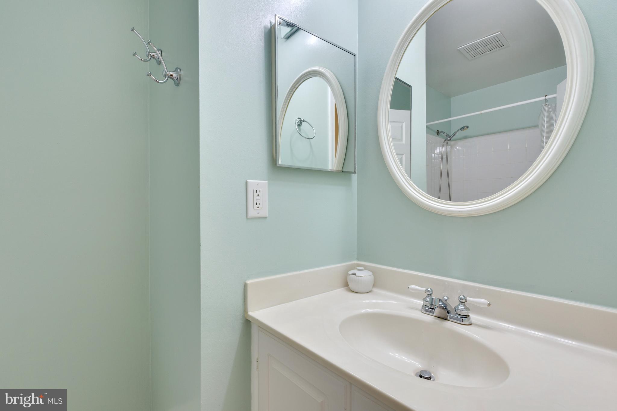 9119 Rockefeller Lane Springfield, VA 22153 - Photo 31 of 41