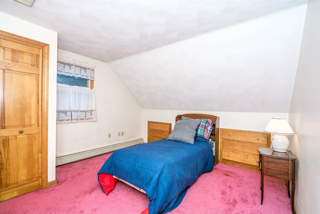 15 Hartshorne Road Wakefield, MA 01880 - Photo 11 of 12