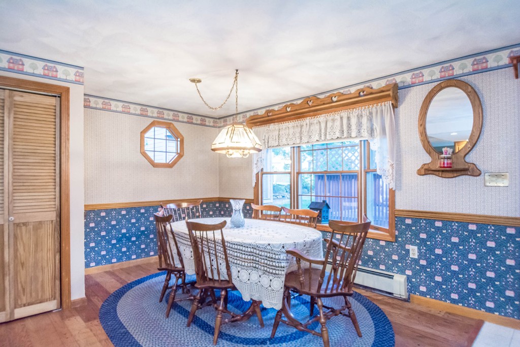 15 Hartshorne Road Wakefield, MA 01880 - Photo 4 of 12