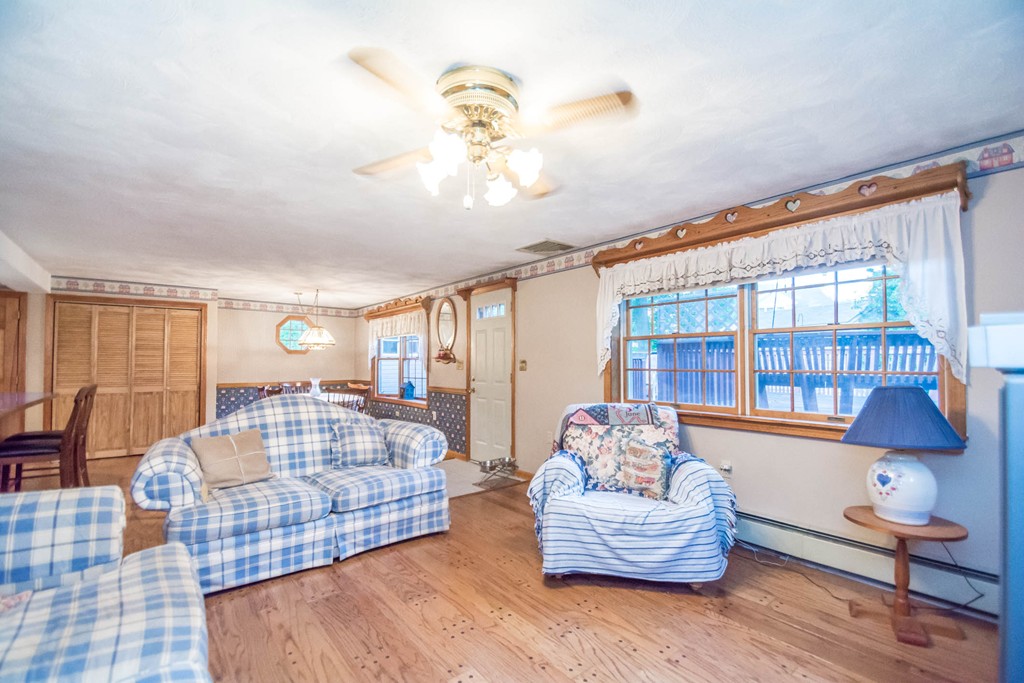 15 Hartshorne Road Wakefield, MA 01880 - Photo 6 of 12