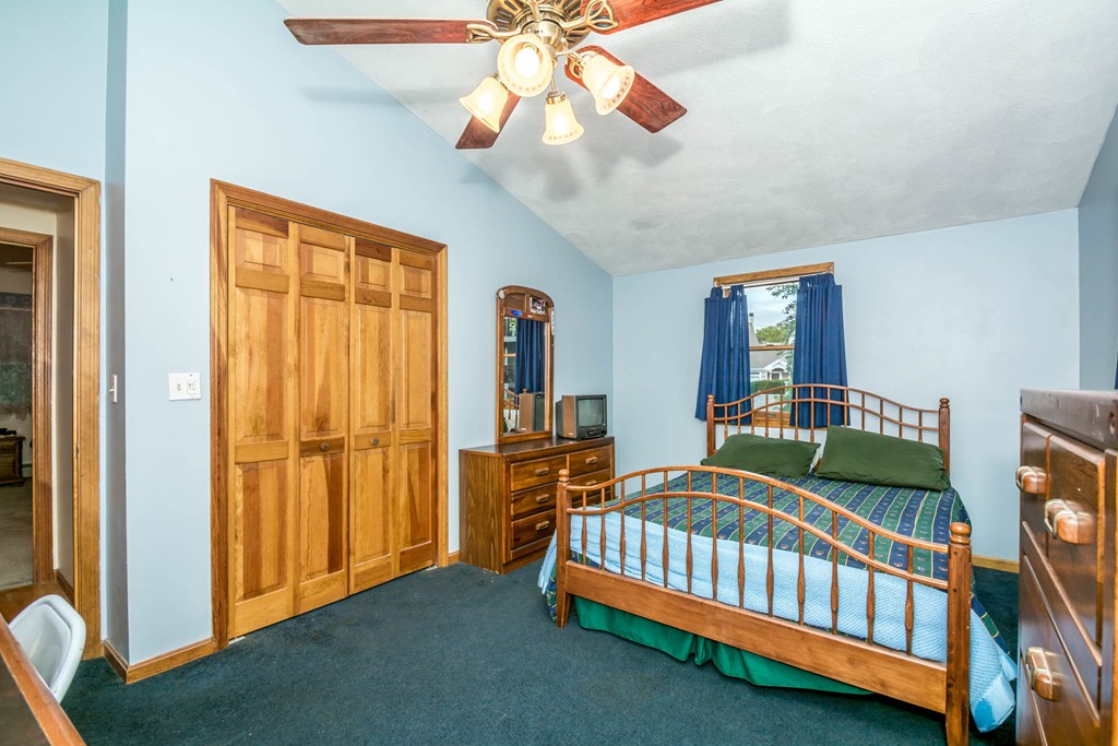 15 Hartshorne Road Wakefield, MA 01880 - Photo 10 of 12
