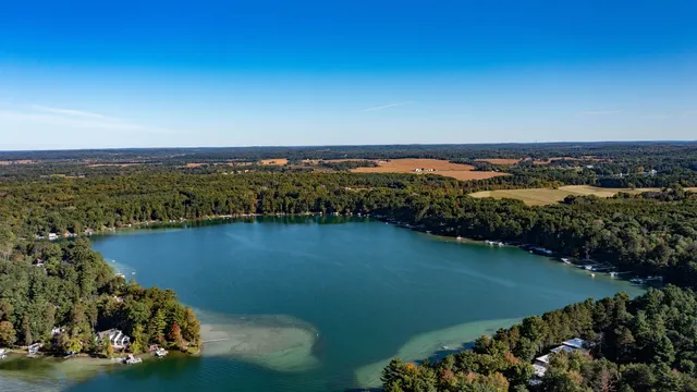 $889,000 | E1280 County Road, Unit 3, Waupaca, WI 54981