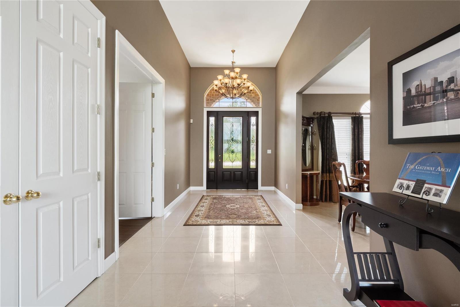 761 Hillenkamp Drive Weldon Spring, MO 63304 - Photo 5 of 44