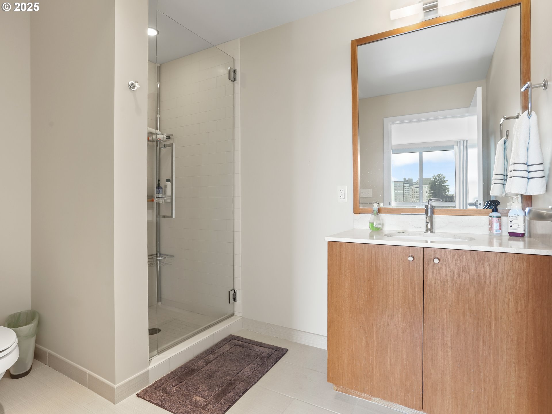 2351 Northwest Westover Road, Unit 1002 Portland, OR 97210 - Photo 29 of 48 Gallery Image 29