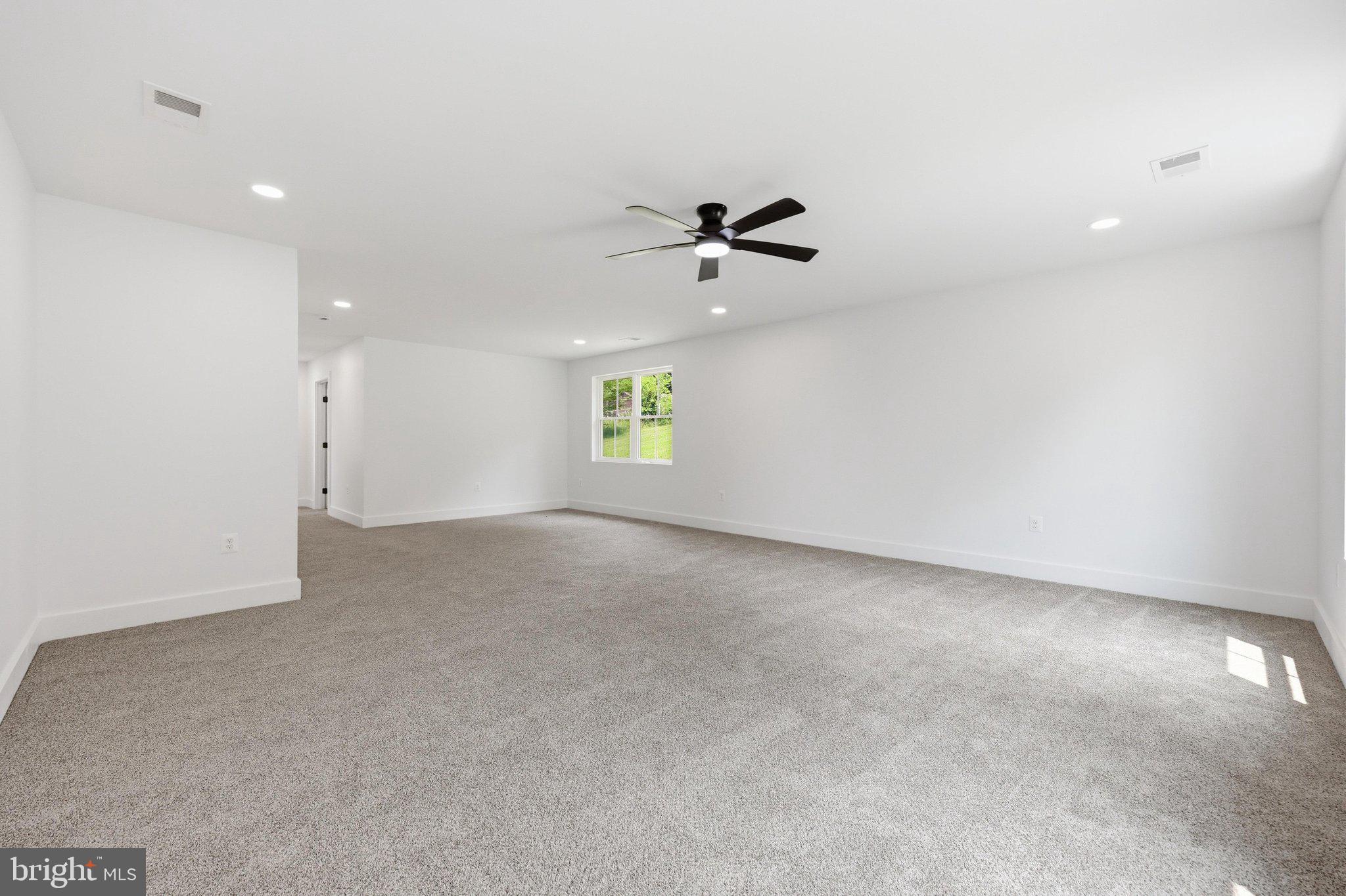 11523 Handboard Road Union Bridge, MD 21791 - Photo 21 of 48 Primary Bedroom