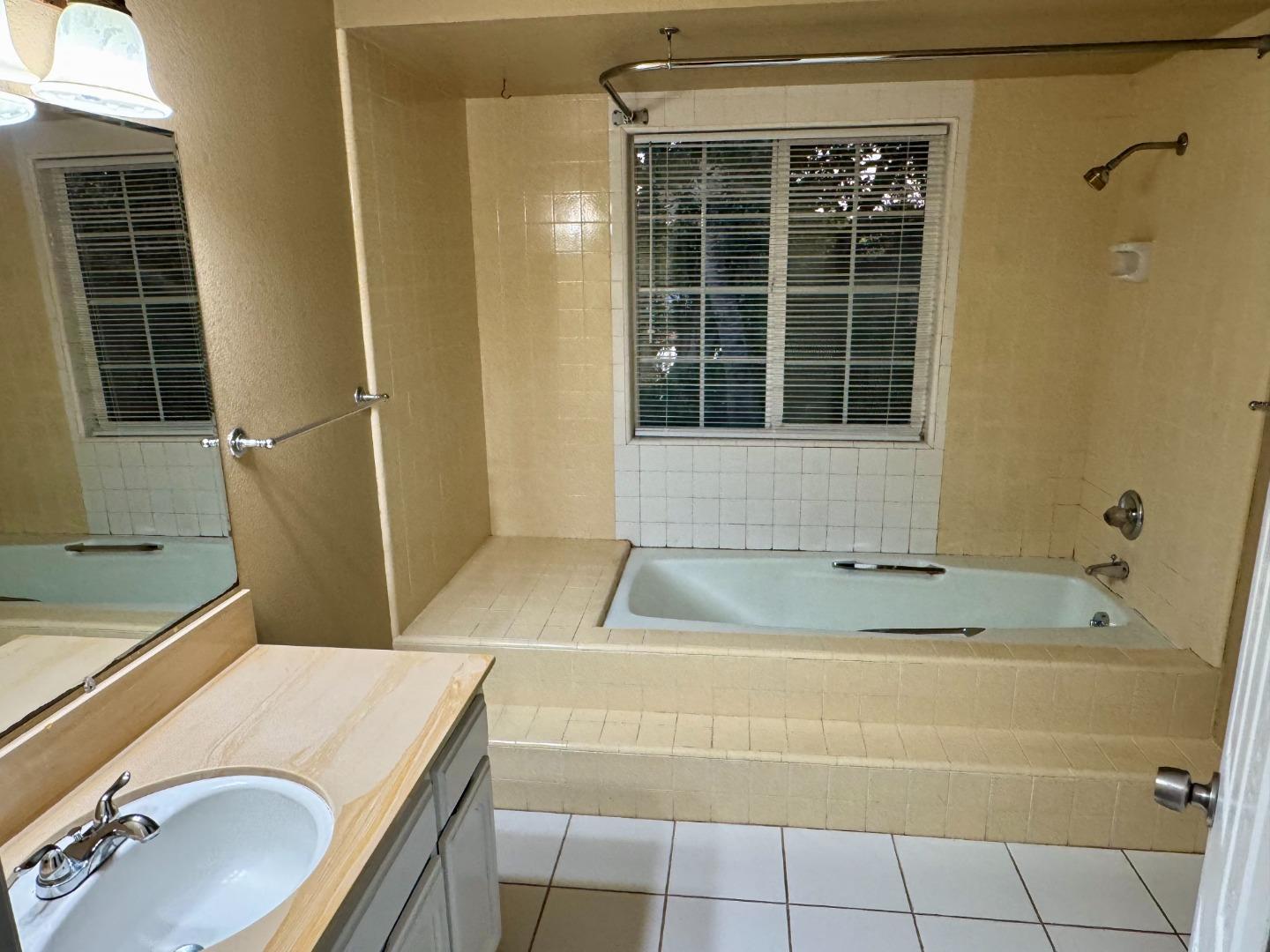 9810 Rye Street Salinas, CA 93907 - Photo 7 of 9