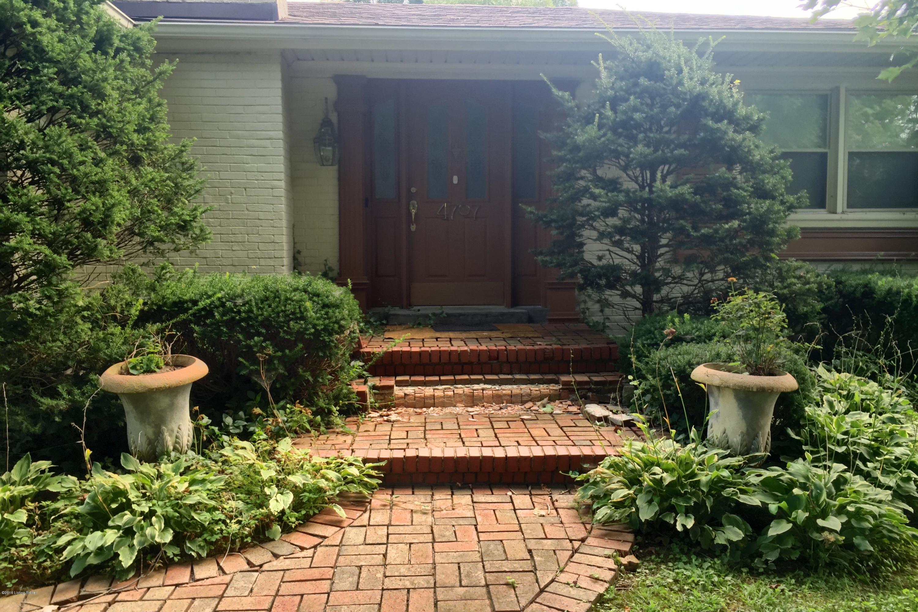 4707 Clarmar Road Jeffersontown, KY 40299 - Photo 2 of 22 IMG_7833