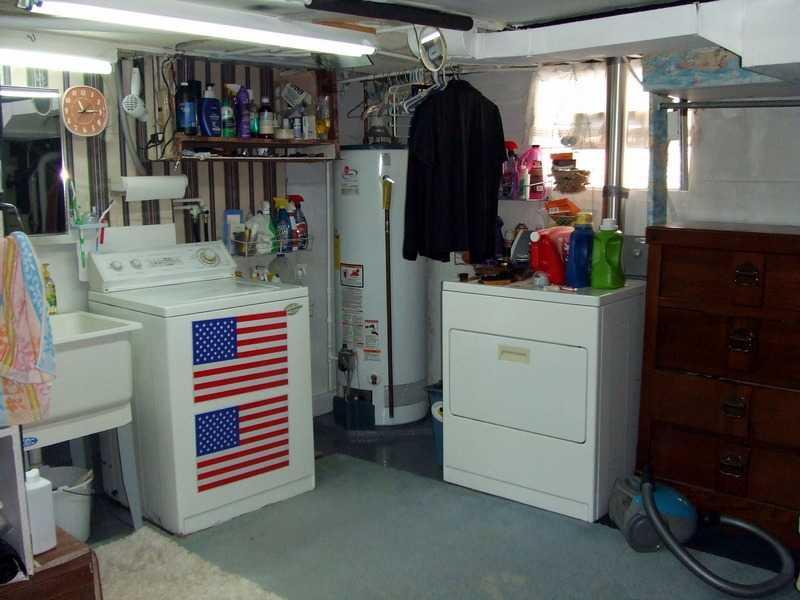 308 Mitchell Avenue Butler, PA 16001 - Photo 23 of 25 Basement/Game Room.