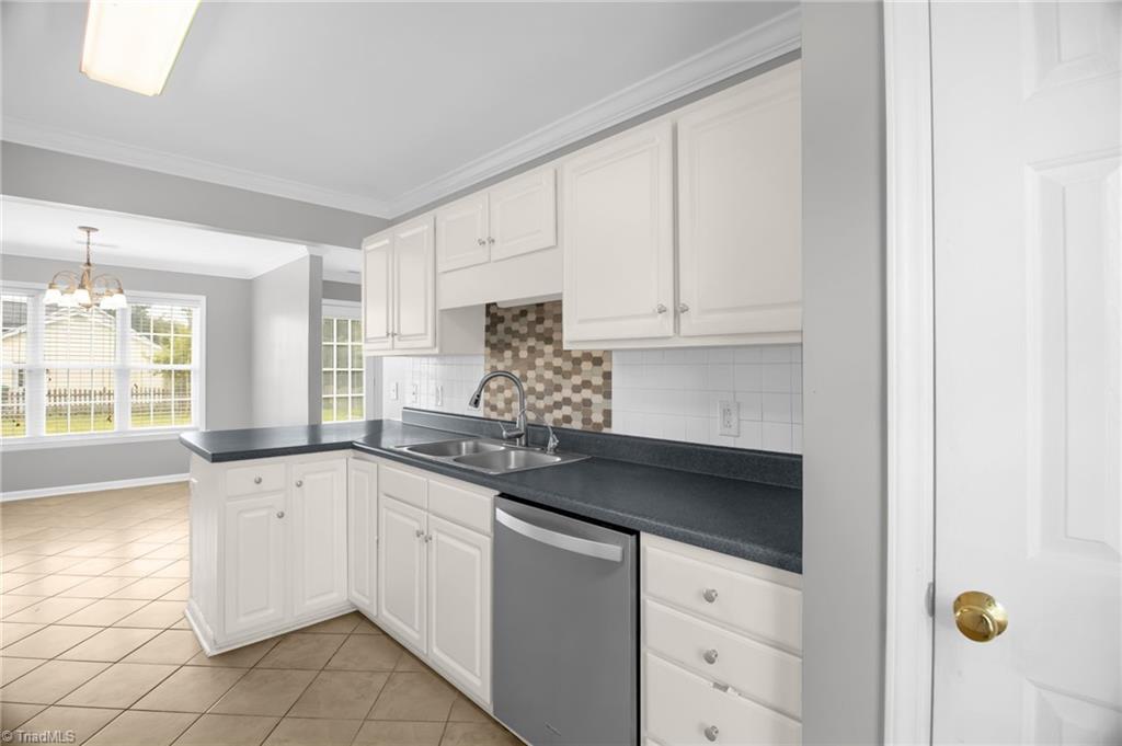 5948 Old Plank Road High Point, NC 27265 - Photo 13 of 37