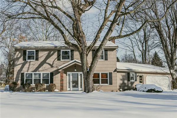 $375,000 | 93 Matthew Drive, Perinton, NY 14450