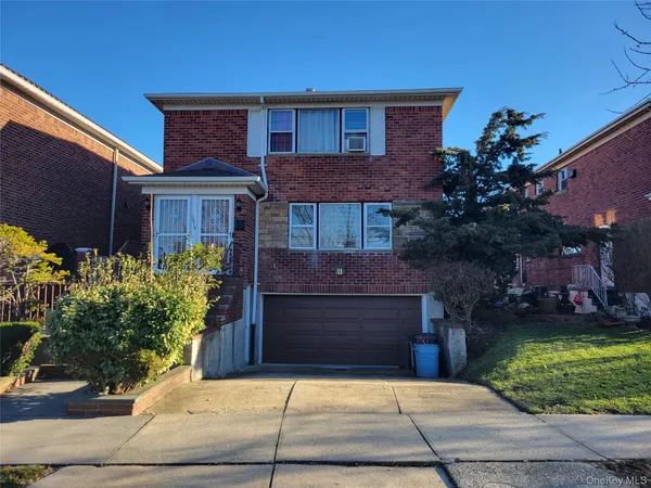 $1,500,000 | 166-14 Cross Island Parkway | Clearview
