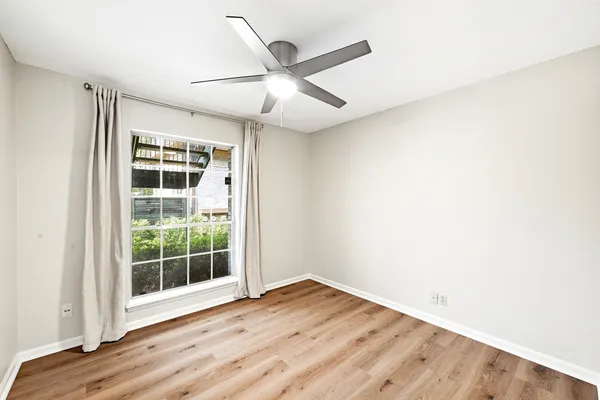 $1,600 | 7801 Shoal Creek Boulevard, Unit 140, Austin, TX 78757
