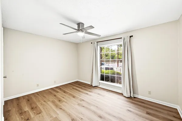 $1,600 | 7801 Shoal Creek Boulevard, Unit 140, Austin, TX 78757