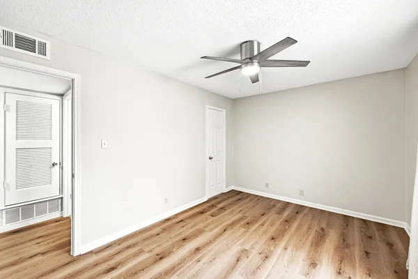 $1,600 | 7801 Shoal Creek Boulevard, Unit 140, Austin, TX 78757