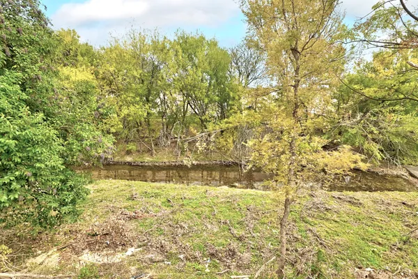 $1,600 | 7801 Shoal Creek Boulevard, Unit 140, Austin, TX 78757