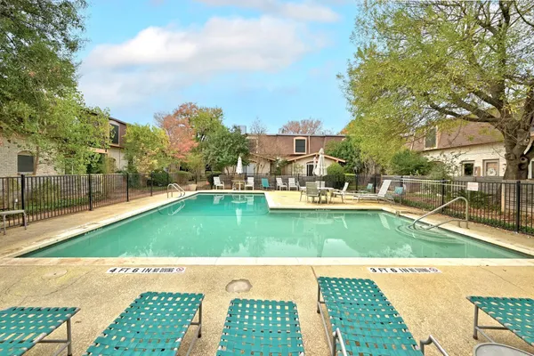 $1,600 | 7801 Shoal Creek Boulevard, Unit 140, Austin, TX 78757