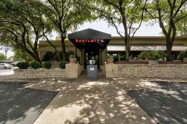 $1,600 | 7801 Shoal Creek Boulevard, Unit 140, Austin, TX 78757