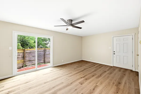 $1,600 | 7801 Shoal Creek Boulevard, Unit 140, Austin, TX 78757