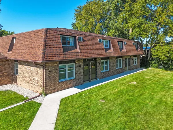 $174,900 | 2130 Elm View Drive, Unit I, Green Bay, WI 54304