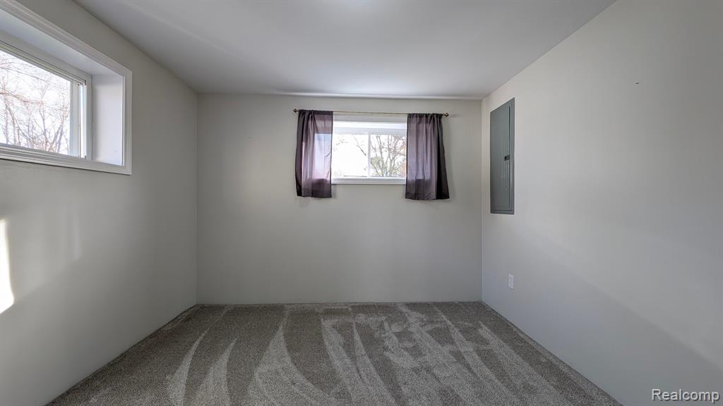 10147 Clark Road Davison, MI 48423 - Photo 17 of 27