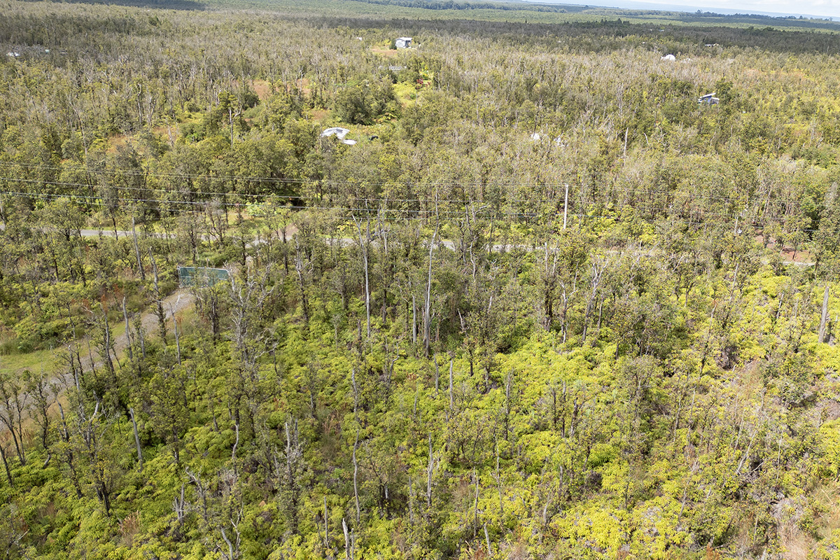 32 Ohialani Road Mountain View, HI 96771 - Photo 5 of 11 a bathroom with a window